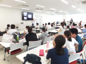 「ろ過実験教室」のイベントの様子